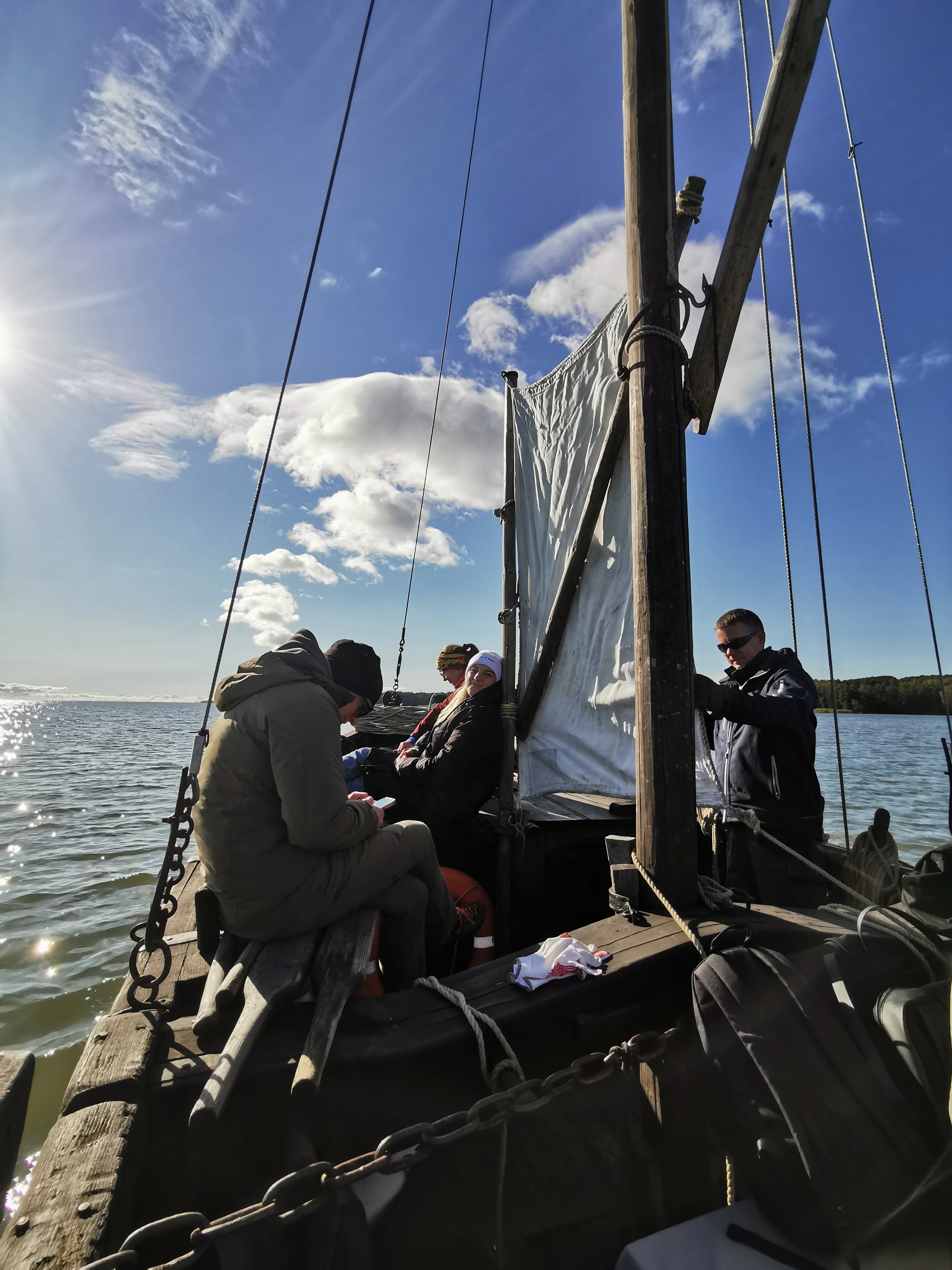 Ąžuolinės burės Ąžuolinės burės