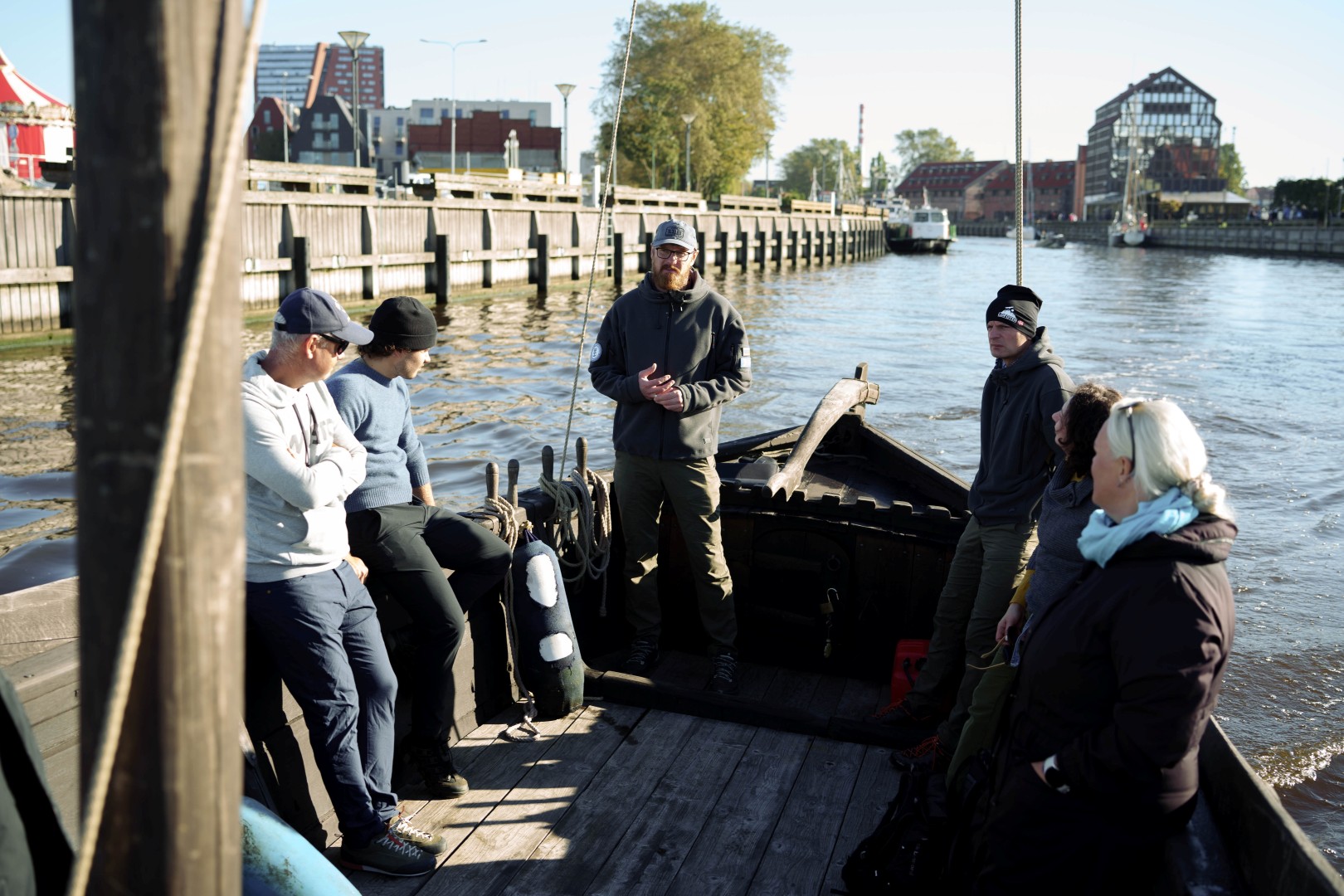 ĄŽUOLINĖS BURĖS, BURIŲ MIESTAS ĄŽUOLINĖS BURĖS, BURIŲ MIESTAS